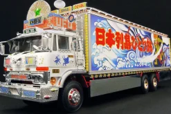 Best Aoshima 1/32 Ichibanboshi Totsugeki First Star Truck Plastic Model