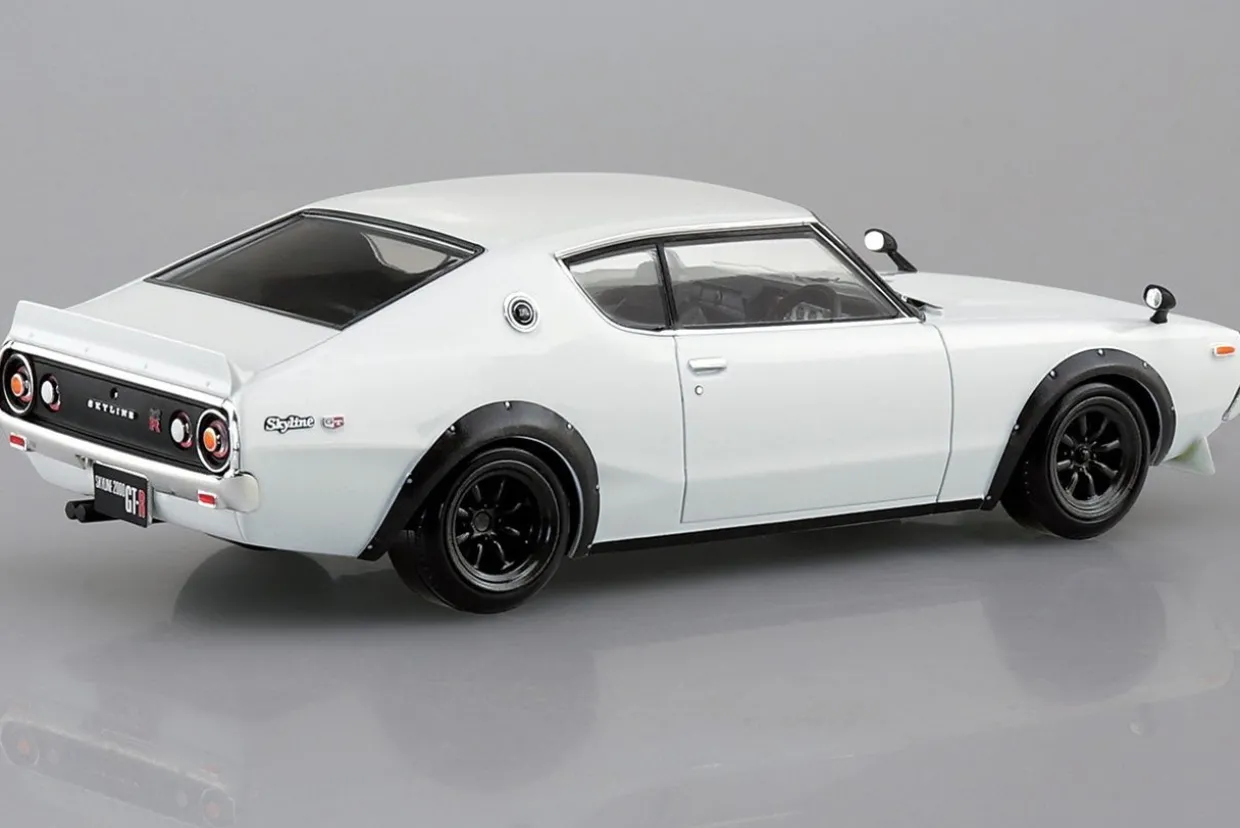 Shop Aoshima The Snap Kit 1/32 Nissan C110 Skyline Gt-R Custom (White) Plastic Model