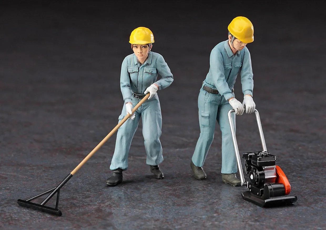 Shop Hasegawa 1/35 Construction Workers Set A Plastic Model