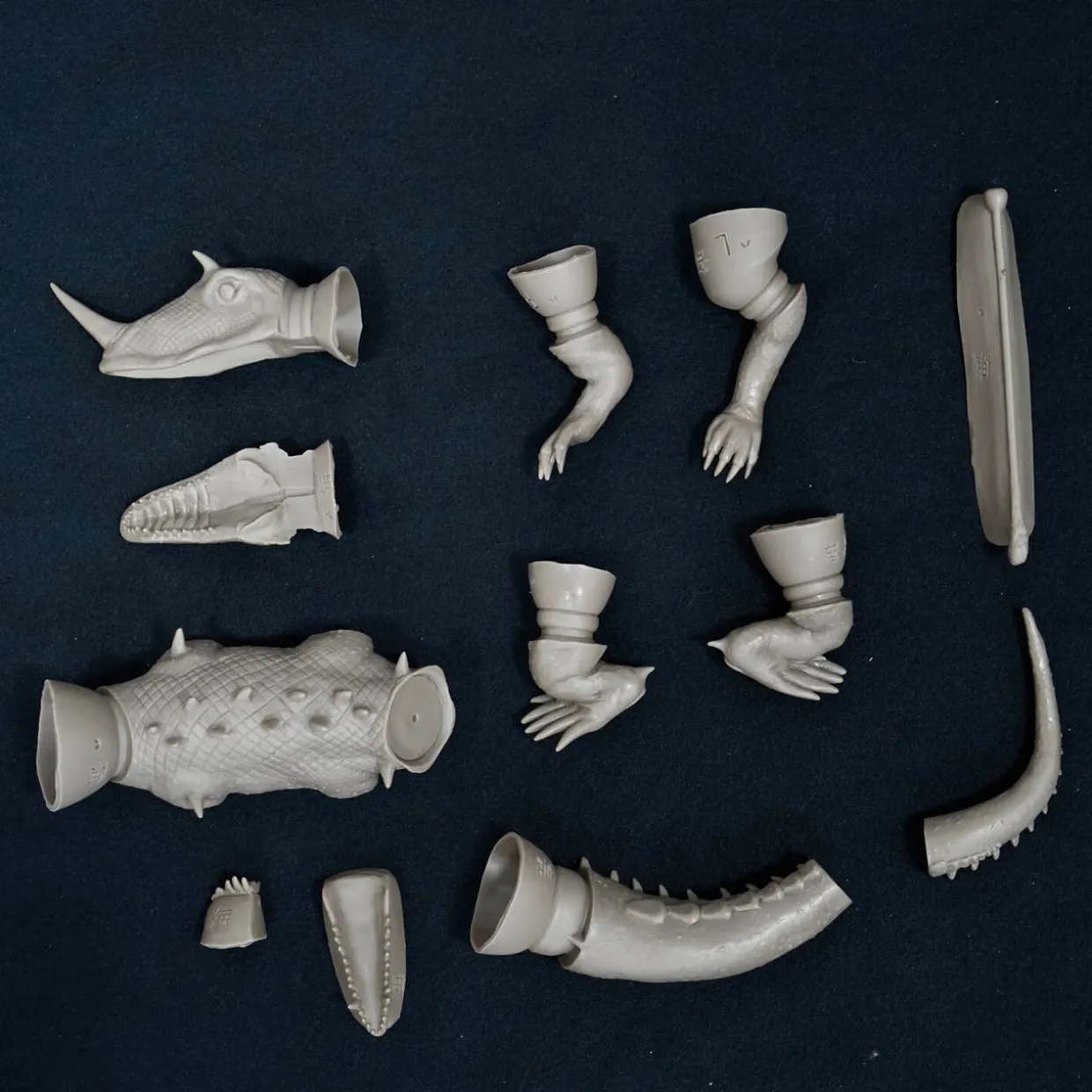 Shop Kaiyodo 1/250 Barugon Soft Vinyl Kit (Gamera)