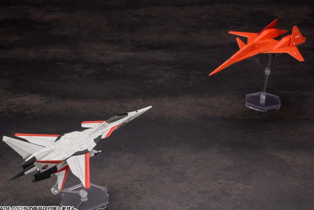 New Kotobukiya 1/144 Adf-01 Plastic Model (Ace Combat)