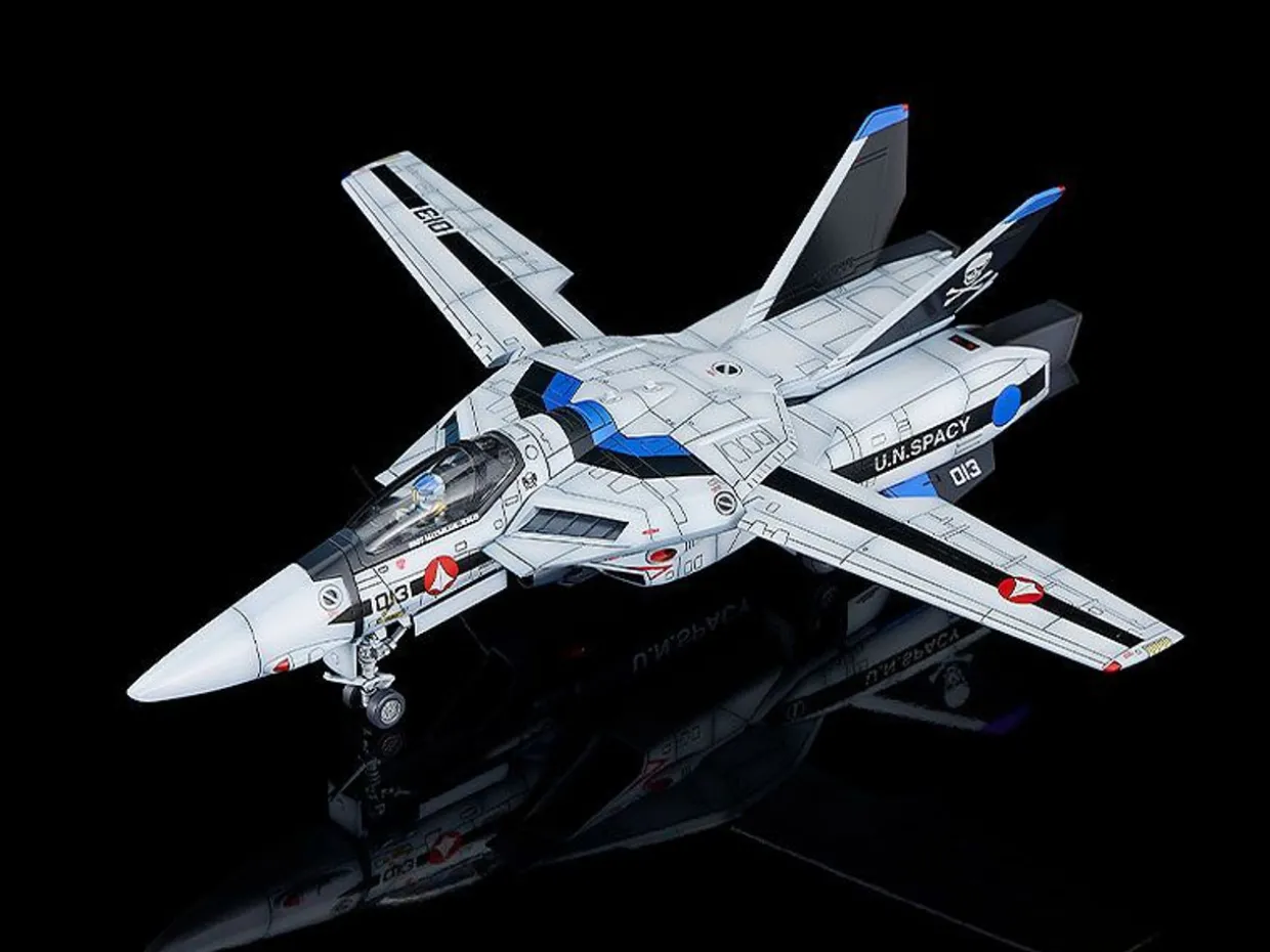 Sale Max Factory Plamax 1/72 Vf-1A/S Fighter Valkyrie (Maximilian Jenius / Hayao Kakizaki's Fighter) Factory Edition Plastic Model (Macross: Do You Remember Love?)