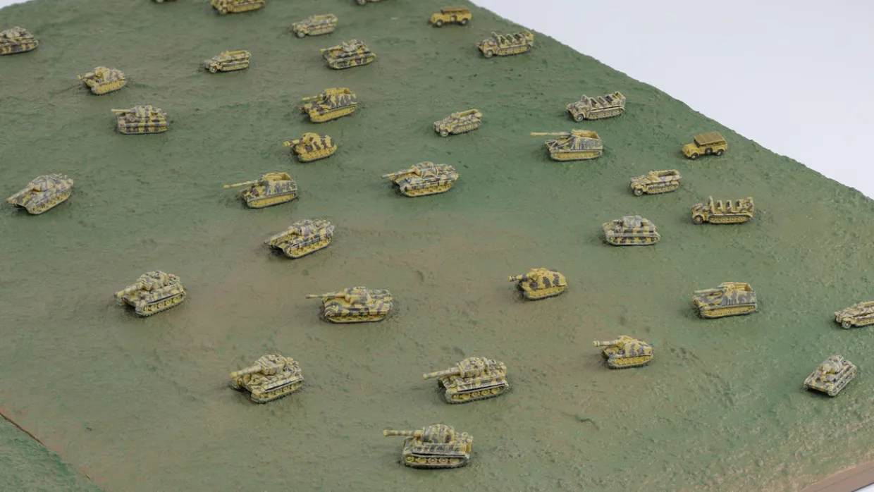Flash Sale Pit-Road 1/700 German-Soviet War 1943 Tank Battle Of Kursk Plastic Model