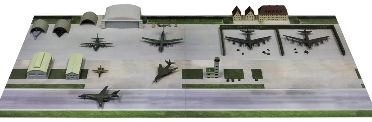 Shop Pit-Road 1/700 U.S. Air Force Guam Andersen Base (1980S) Plastic Model