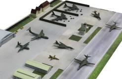 Shop Pit-Road 1/700 U.S. Air Force Guam Andersen Base (1980S) Plastic Model