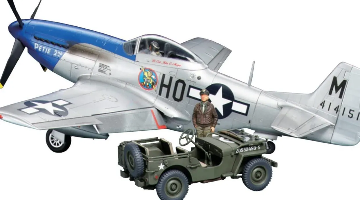 Best Tamiya 25205 1/48 North American P-51D Mustang & 1/4T 4X4 Light Vehicle Set Plastic Model