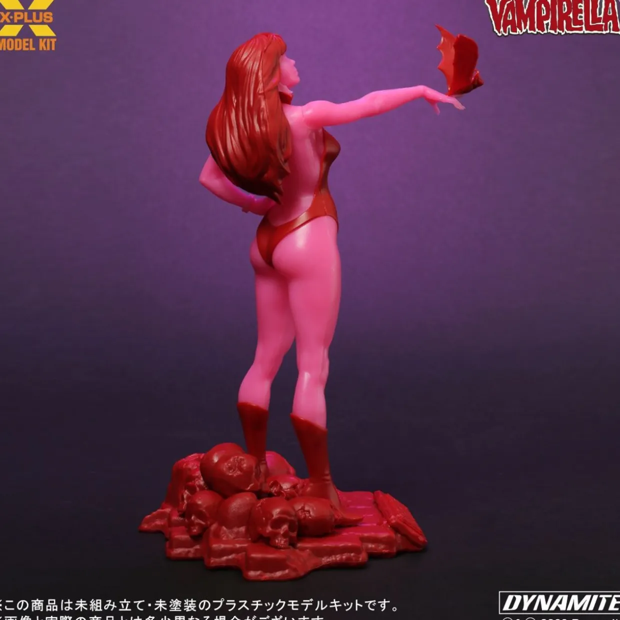 Online XPlus 1/8 Vampirella Jose Gonzalez Glow In The Dark Edition Plastic Model Kit